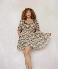 Wholesale La Robe Delia Robes