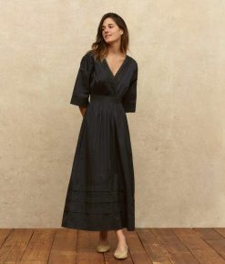 New La Robe Florentine Robes