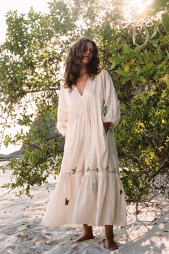 New La Robe Antonia Robes